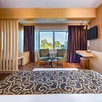 Hotel Fame
