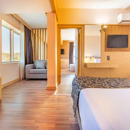 Fame Ξενοδοχείο