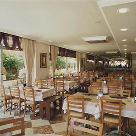 Fame Ξενοδοχείο Κεμέρ