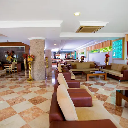 Fame Ξενοδοχείο 4*