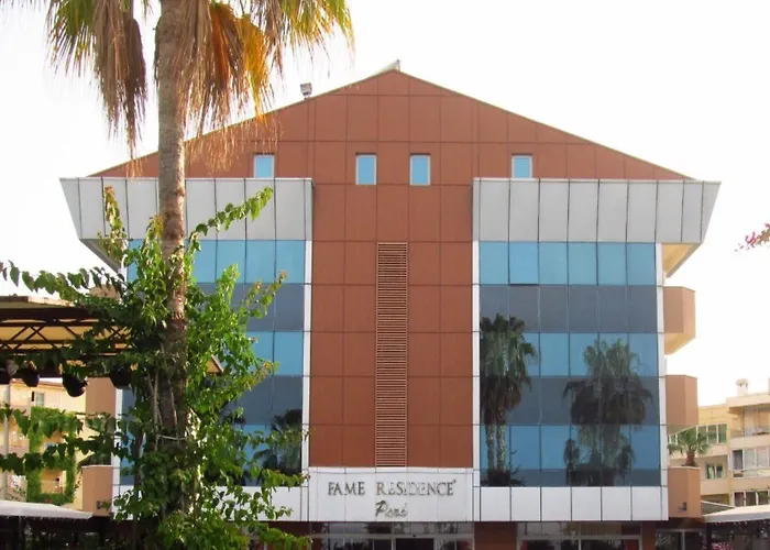 Fame 4*