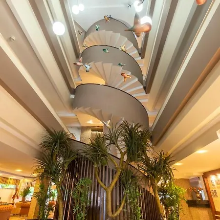 Otel Fame 4*